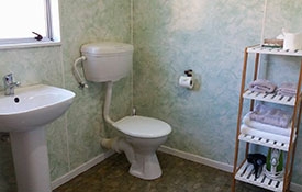 img_48570_29 hand railing in the bathroom of access motel unit